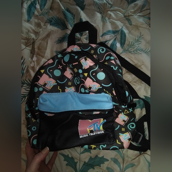 MTV Mini Backpack - Picture 4 of 6